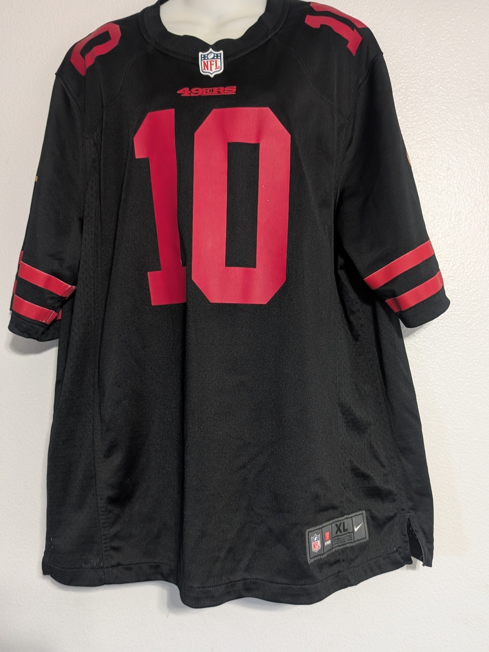 Nike Men’s Black & Red #10 Football Jersey